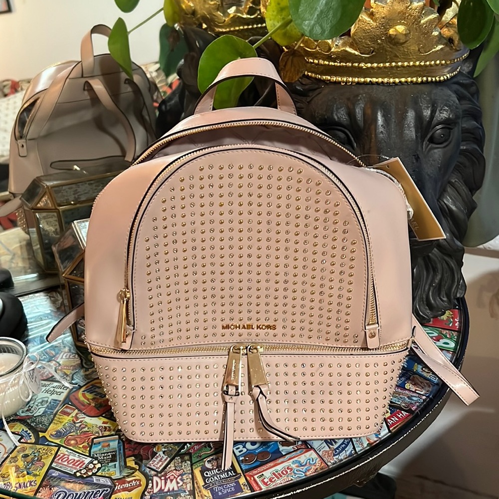 Michael Kors Rhea Zip Soft Pink Backpack (Leather)